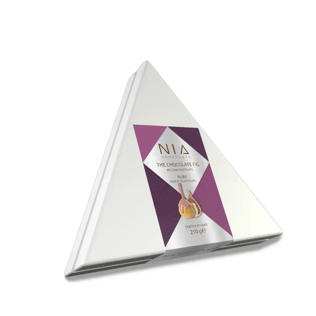 NIA CHOCOLATE RUBY CHOCOLATE COATED FİGS WİTH FOREST FRUİT FİLLİNG – 210 G PREMİUM GİFT BOX
